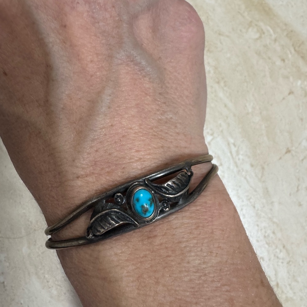 Elegant Turquoise Bracelet